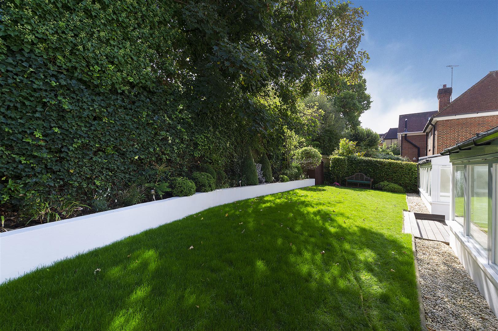 West Heath Road Hampstead NW3 7TN