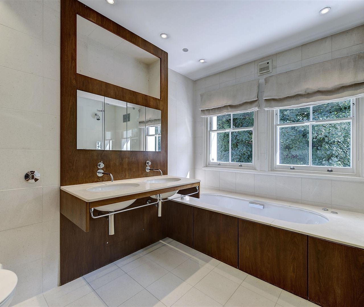 West Heath Road Hampstead NW3 7TN