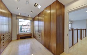 West Heath Road Hampstead NW3 7TN