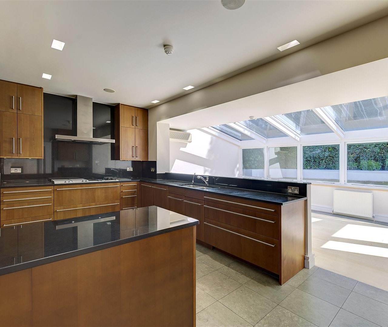 West Heath Road Hampstead NW3 7TN