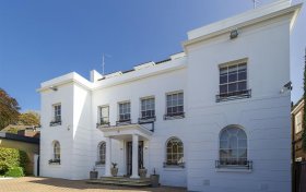 West Heath Road Hampstead NW3 7TN