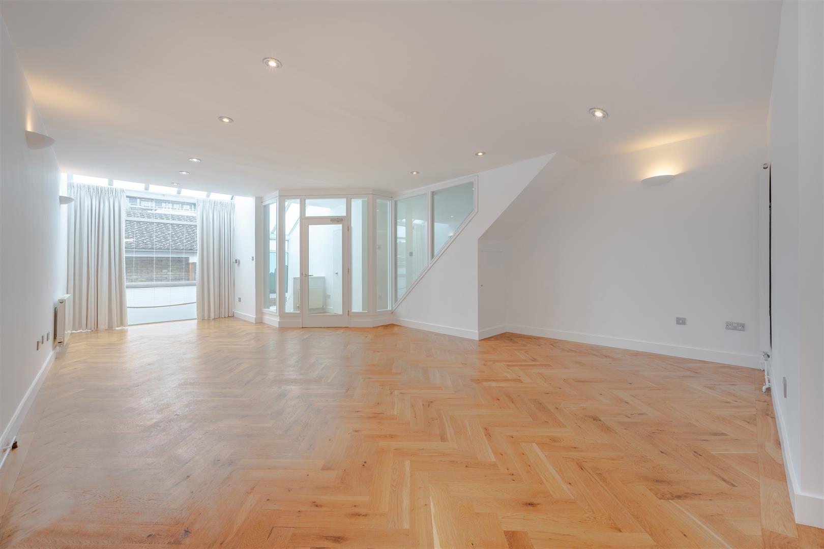 Maryon Mews, Hampstead, NW3 2PU
