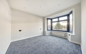 Garden Apartment, Pennine Drive Golders Green Estate NW2 1NR