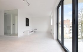 Vale Of Health Hampstead NW3 1AP