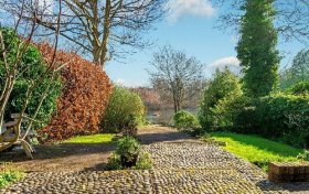 Vale Of Health Hampstead NW3 1AP