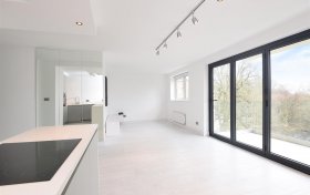 Vale Of Health Hampstead NW3 1AP