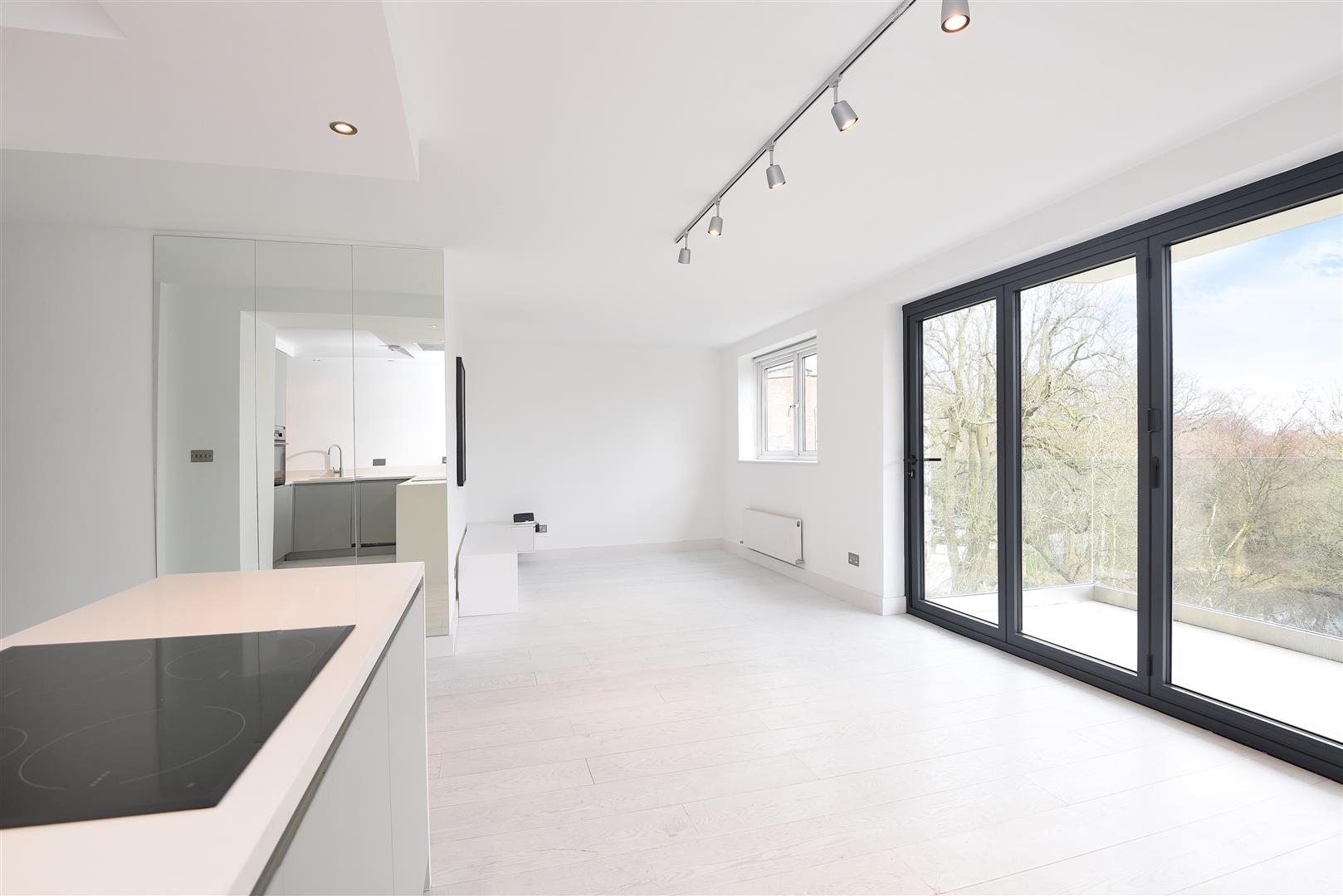 Vale Of Health Hampstead NW3 1AP