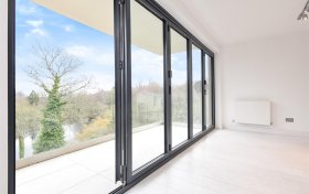 Vale Of Health Hampstead NW3 1AP