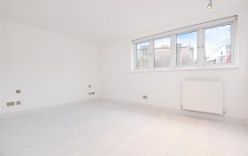 Vale Of Health Hampstead NW3 1AP