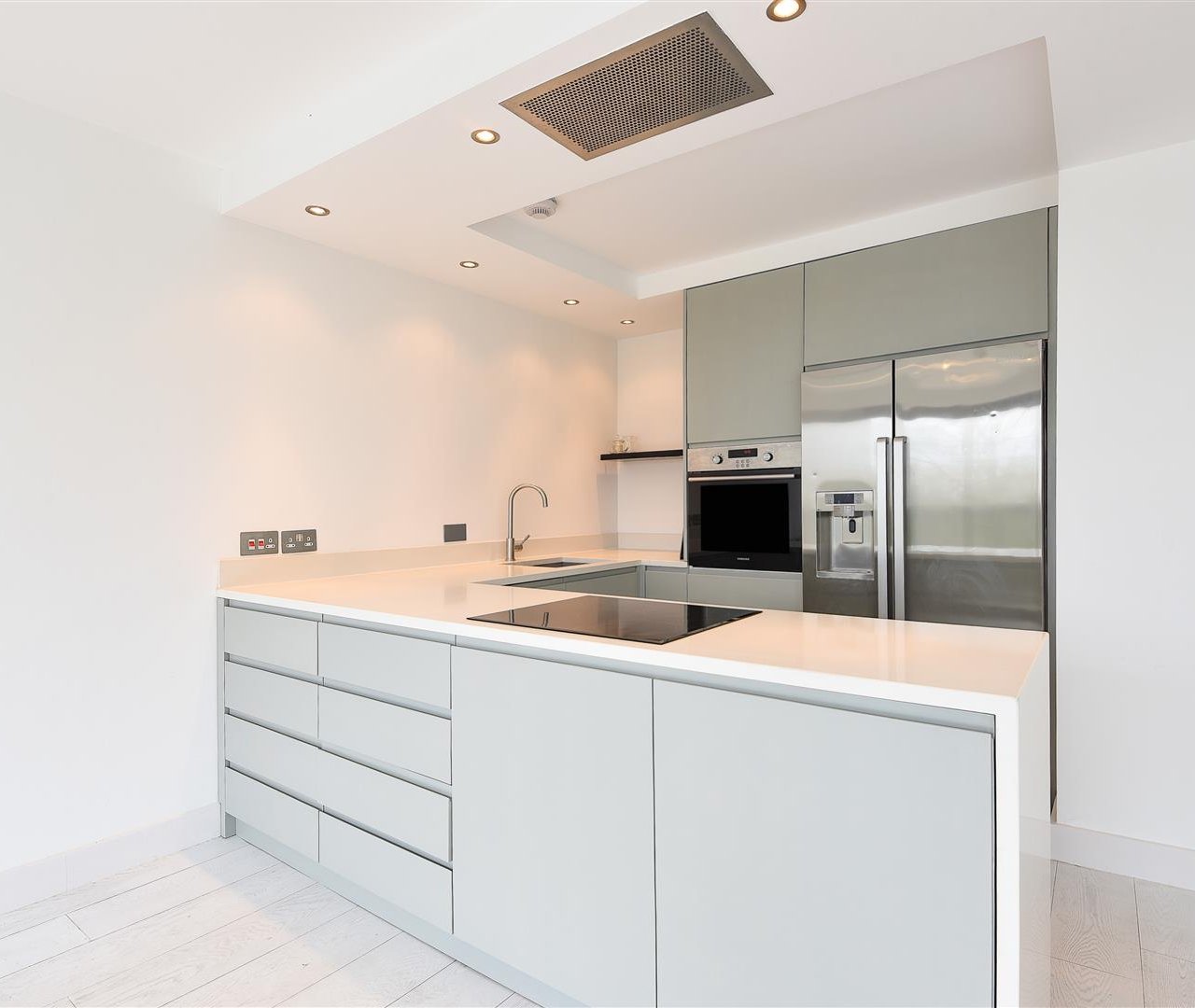 Vale Of Health Hampstead NW3 1AP