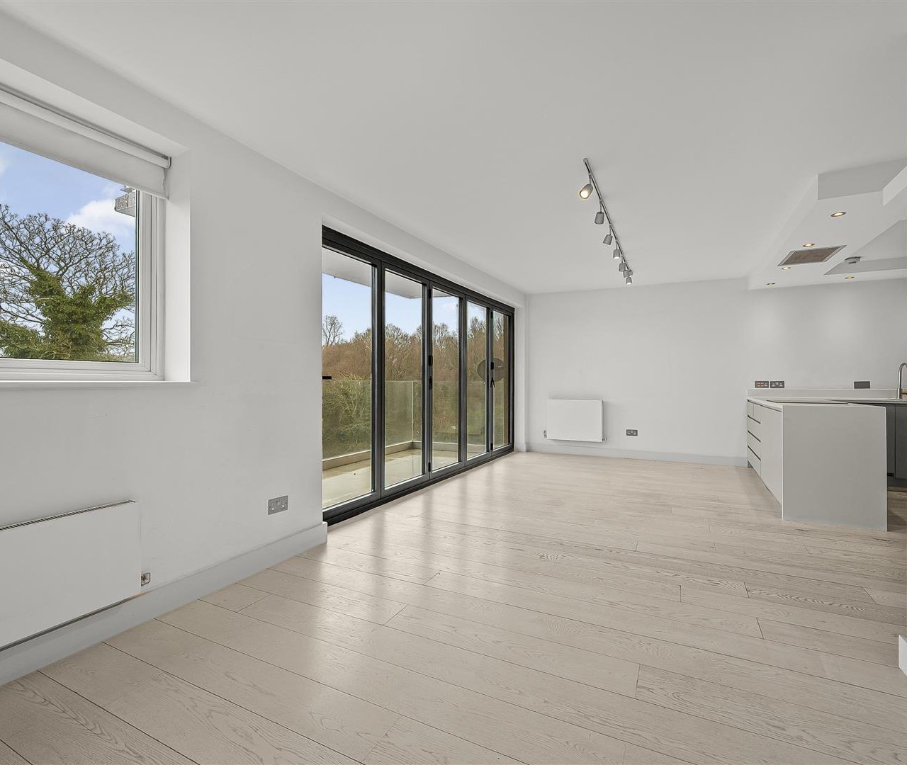 Vale Of Health, Hampstead, NW3 1AP