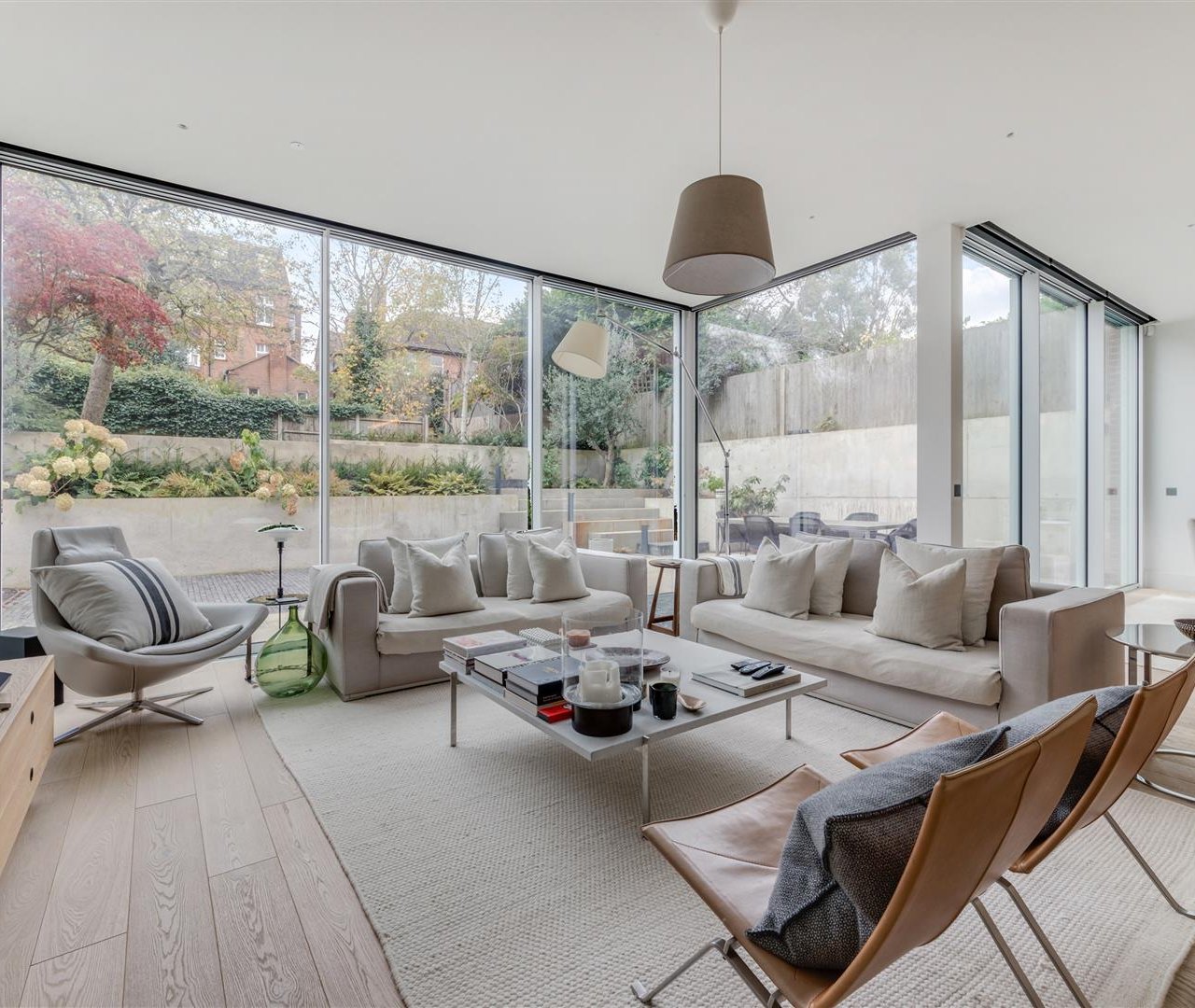 Maresfield Gardens Hampstead NW3 5SD