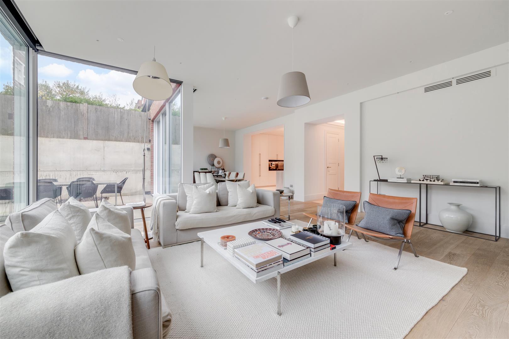 Maresfield Gardens Hampstead NW3 5SD