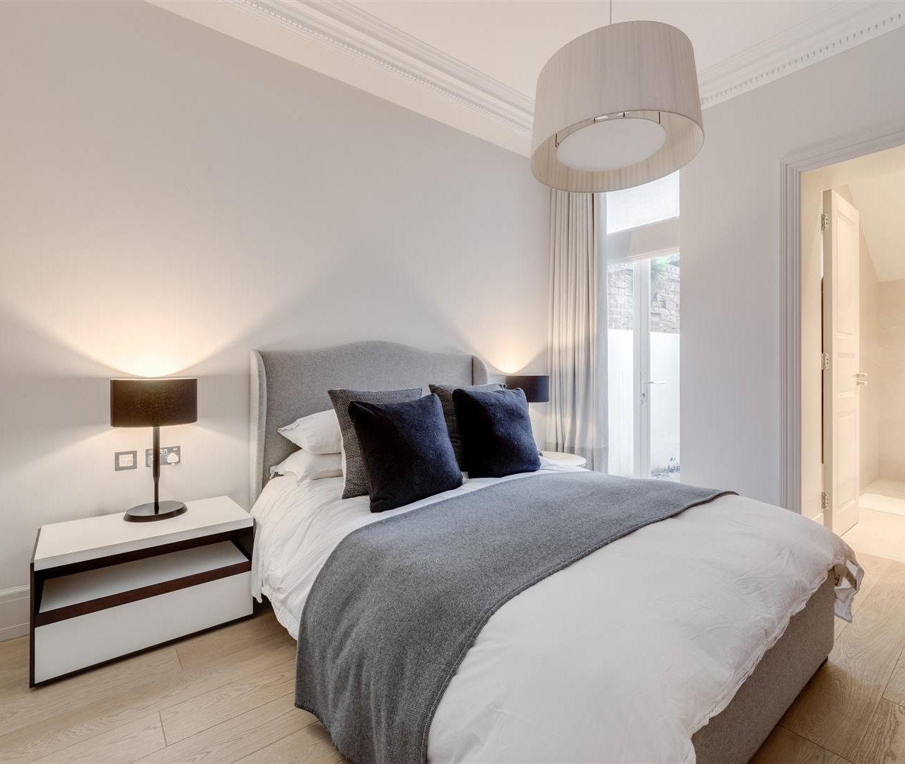 Maresfield Gardens Hampstead NW3 5SD