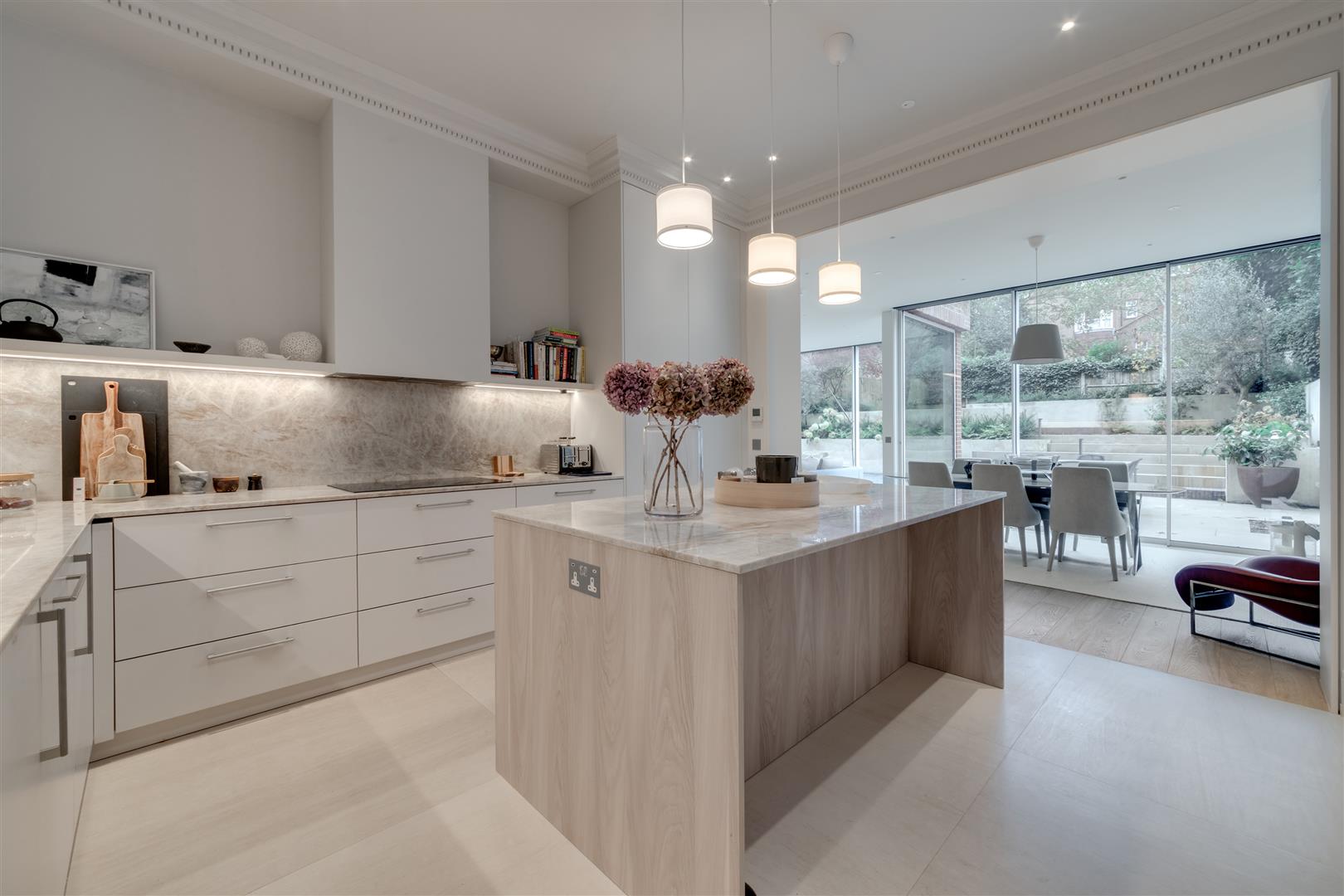 Maresfield Gardens Hampstead NW3 5SD