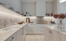 Maresfield Gardens Hampstead NW3 5SD