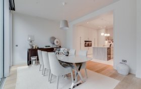 Maresfield Gardens Hampstead NW3 5SD