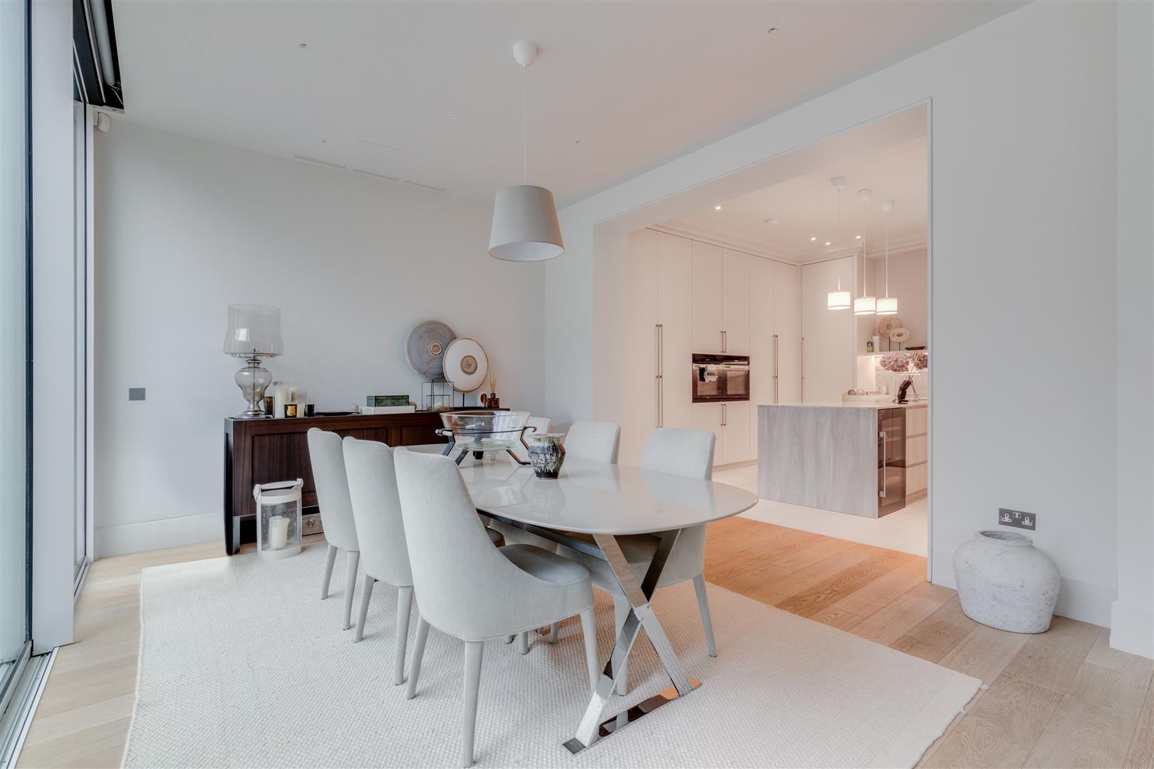 Maresfield Gardens Hampstead NW3 5SD