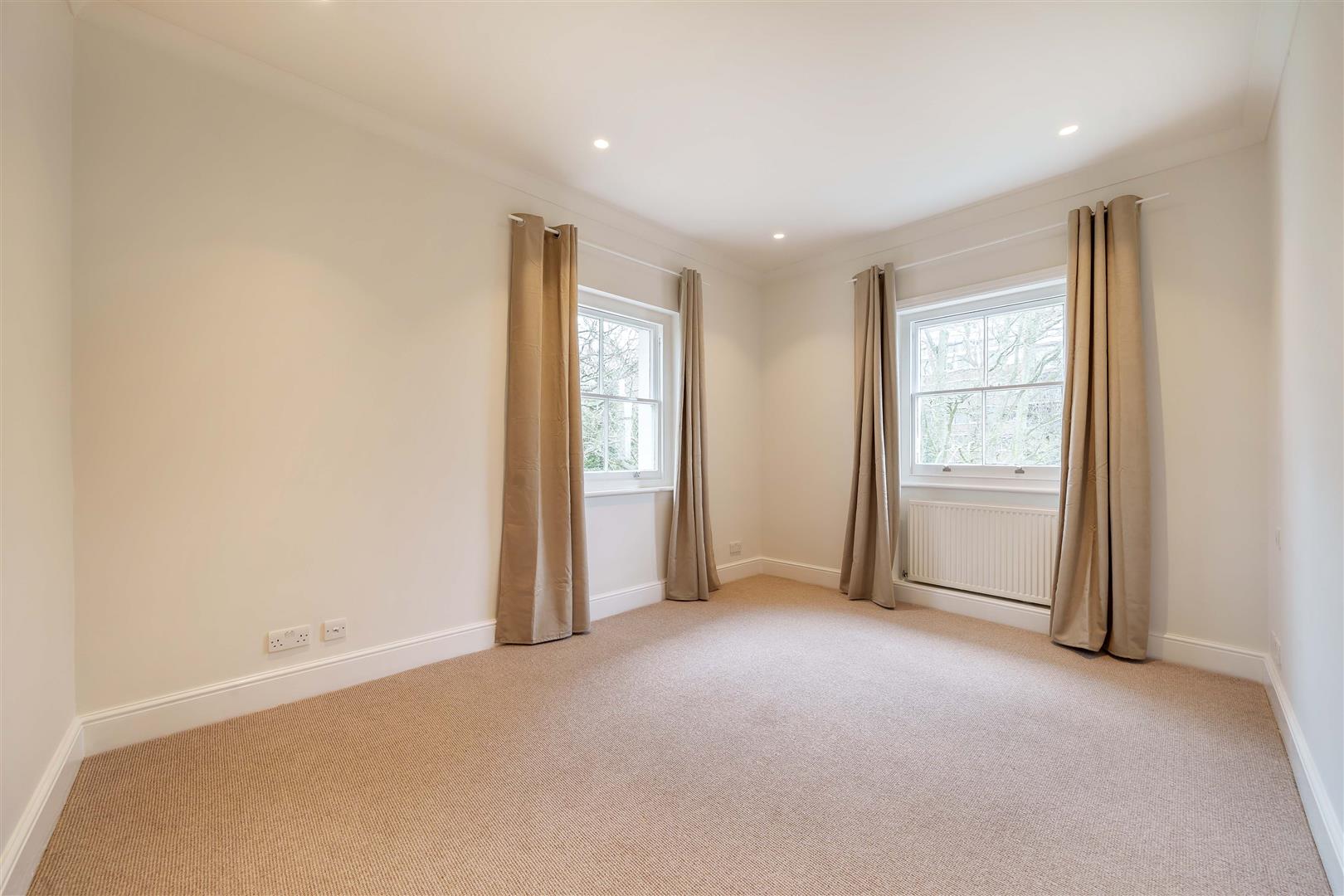 Oak Hill House, Hampstead, NW3 7LP