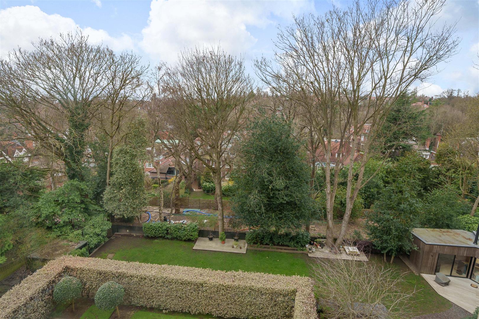 Oak Hill House, Hampstead, NW3 7LP