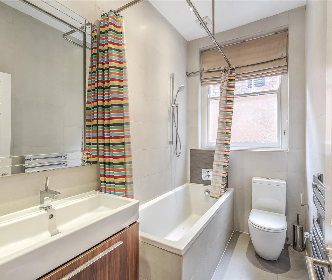 Bracknell Gardens Hampstead NW3 7ED