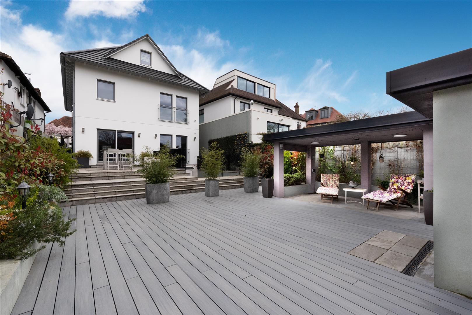 Hodford Road Golders Green NW11 8NL