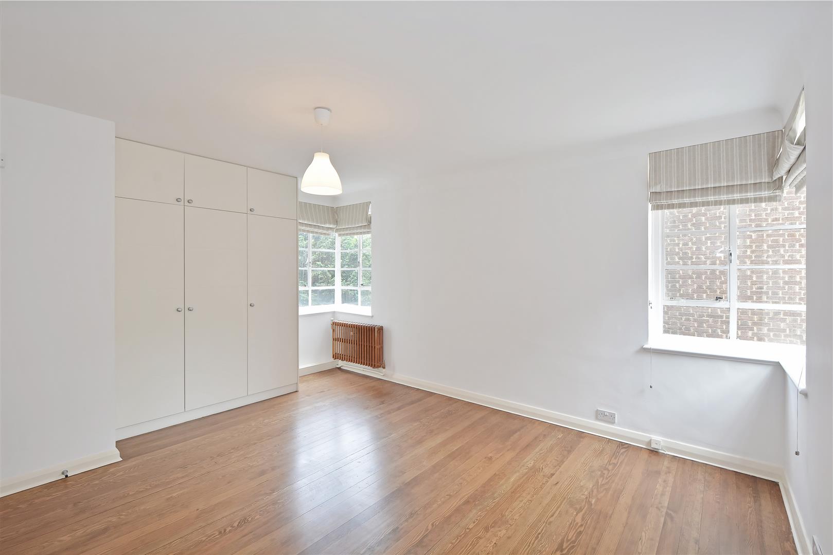 Frognal Lane Hampstead NW3 7EA