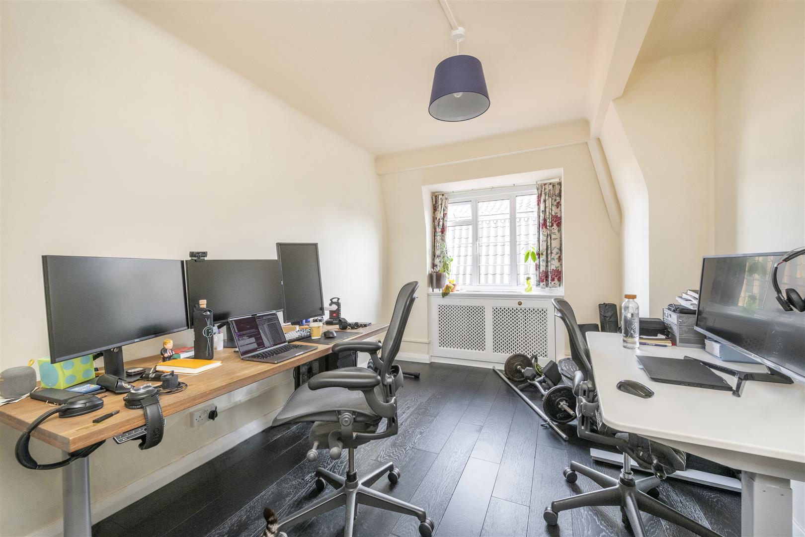 Frognal Lane, Hampstead, NW3 7EA