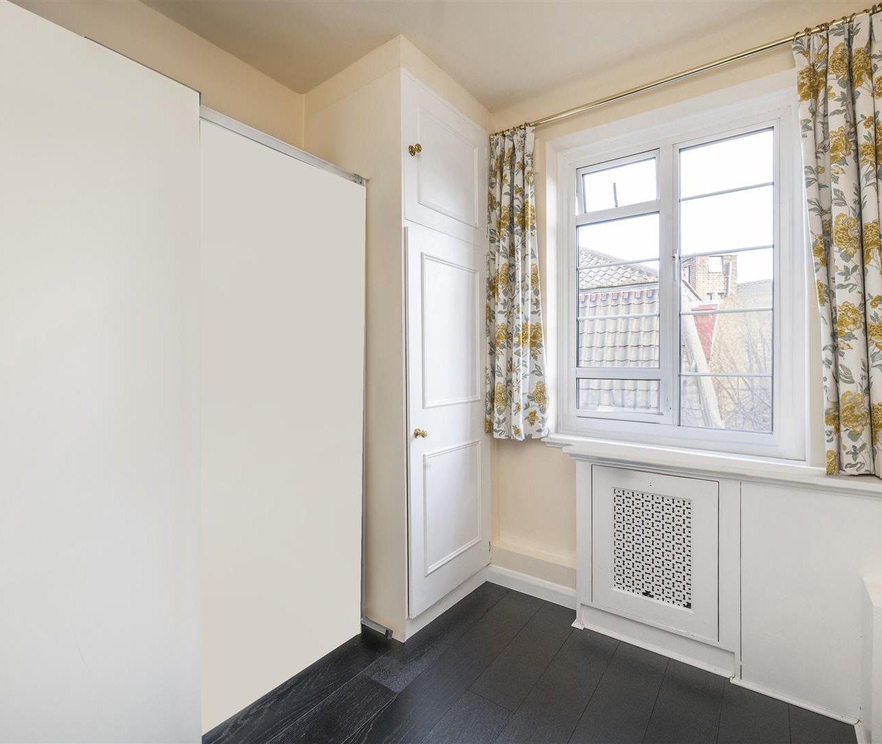 Frognal Lane, Hampstead, NW3 7EA