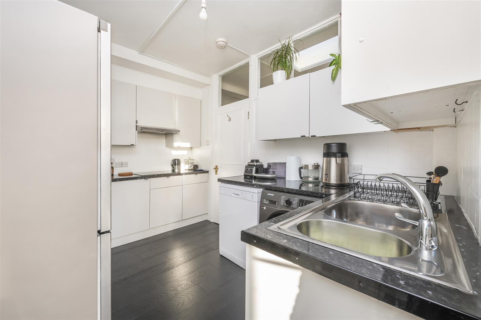 Frognal Lane, Hampstead, NW3 7EA