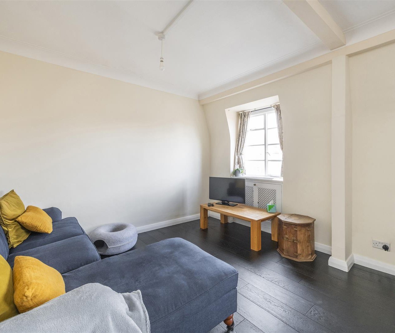 Frognal Lane, Hampstead, NW3 7EA