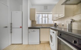Wimpole Street, Marylebone, W1G 8AR