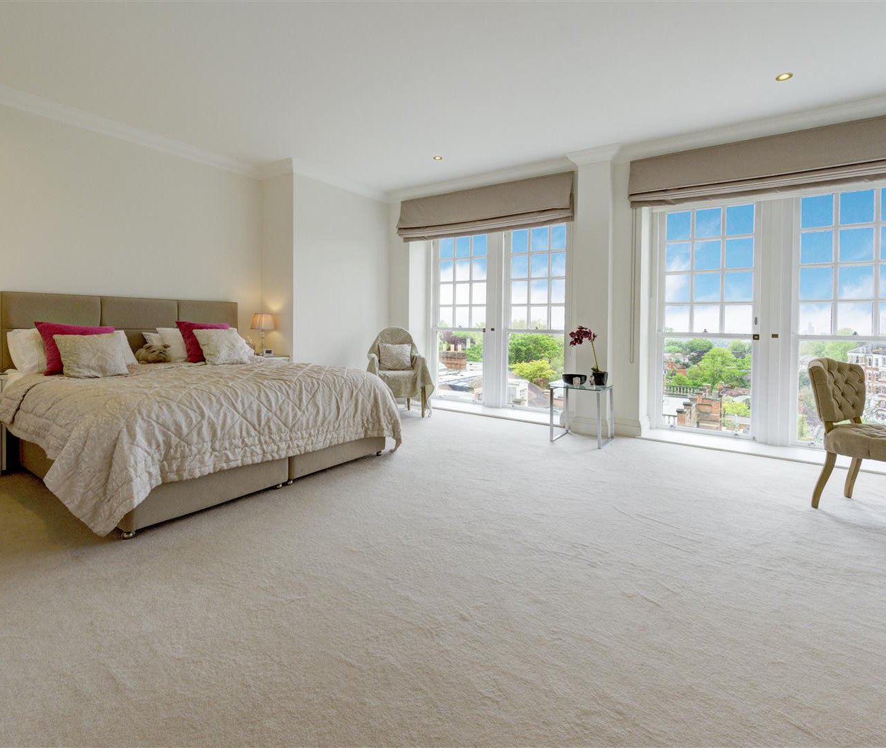 Frognal Rise Hampstead Village NW3 6PZ