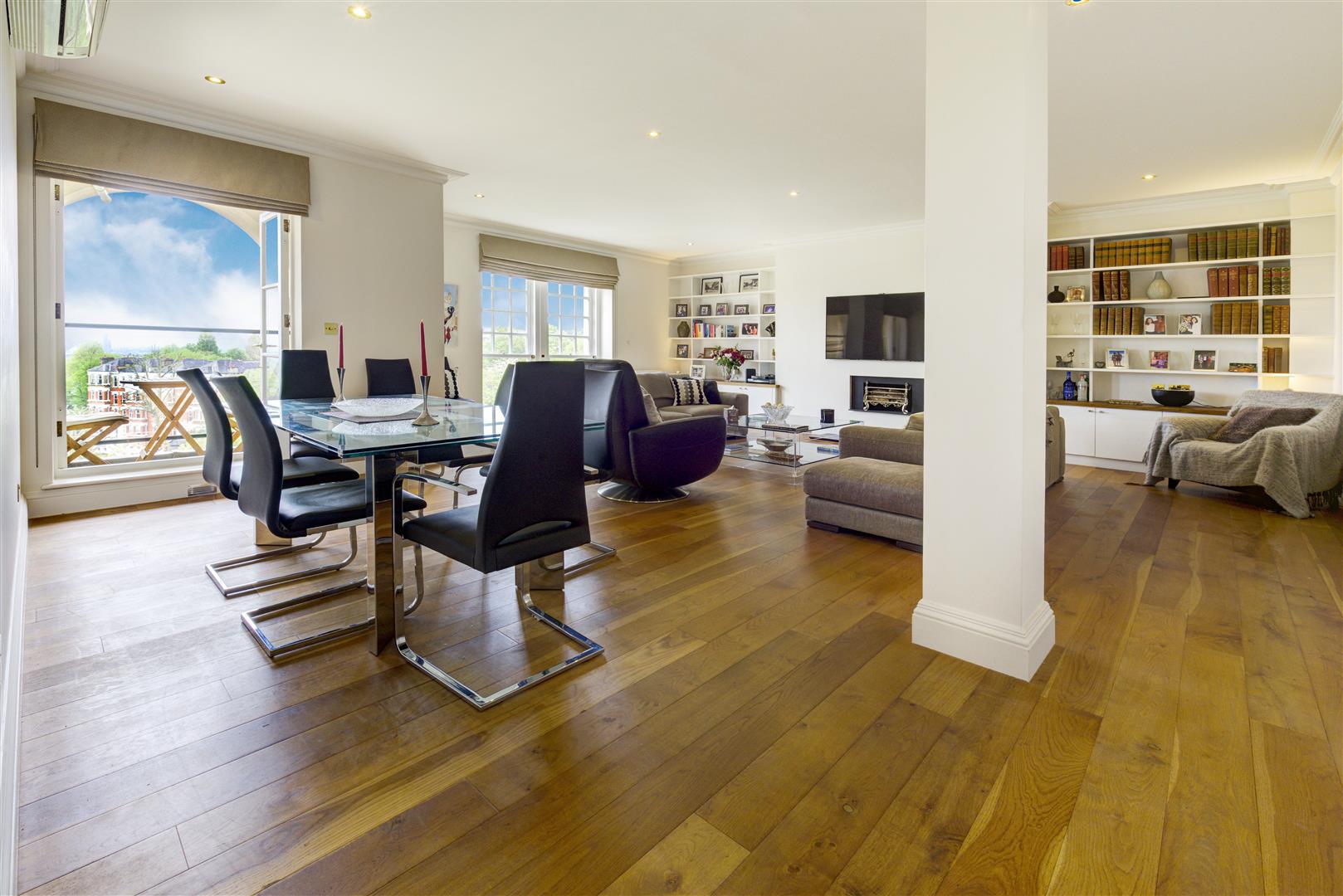 Frognal Rise Hampstead Village NW3 6PZ