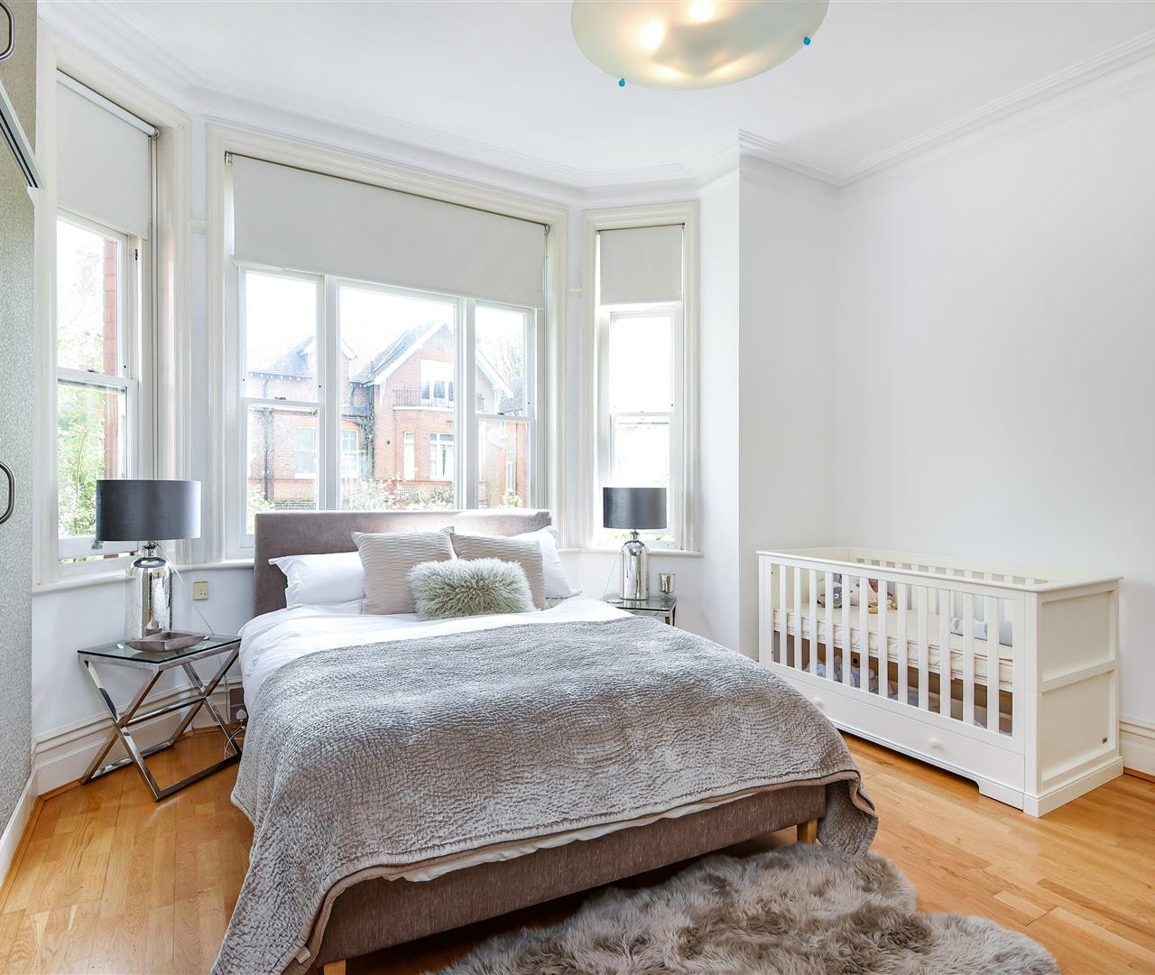 Chesterford Gardens, Hampstead, NW3 7DE