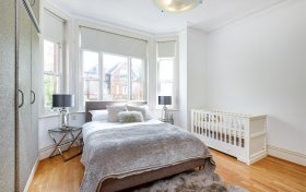 Chesterford Gardens, Hampstead, NW3 7DE