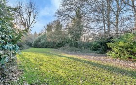 Wellgarth Road Hampstead Garden Suburb NW11 7HP