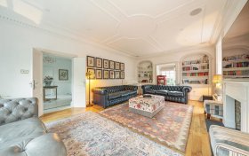 Wellgarth Road Hampstead Garden Suburb NW11 7HP