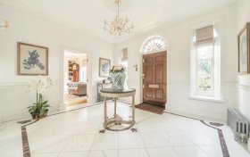 Wellgarth Road Hampstead Garden Suburb NW11 7HP