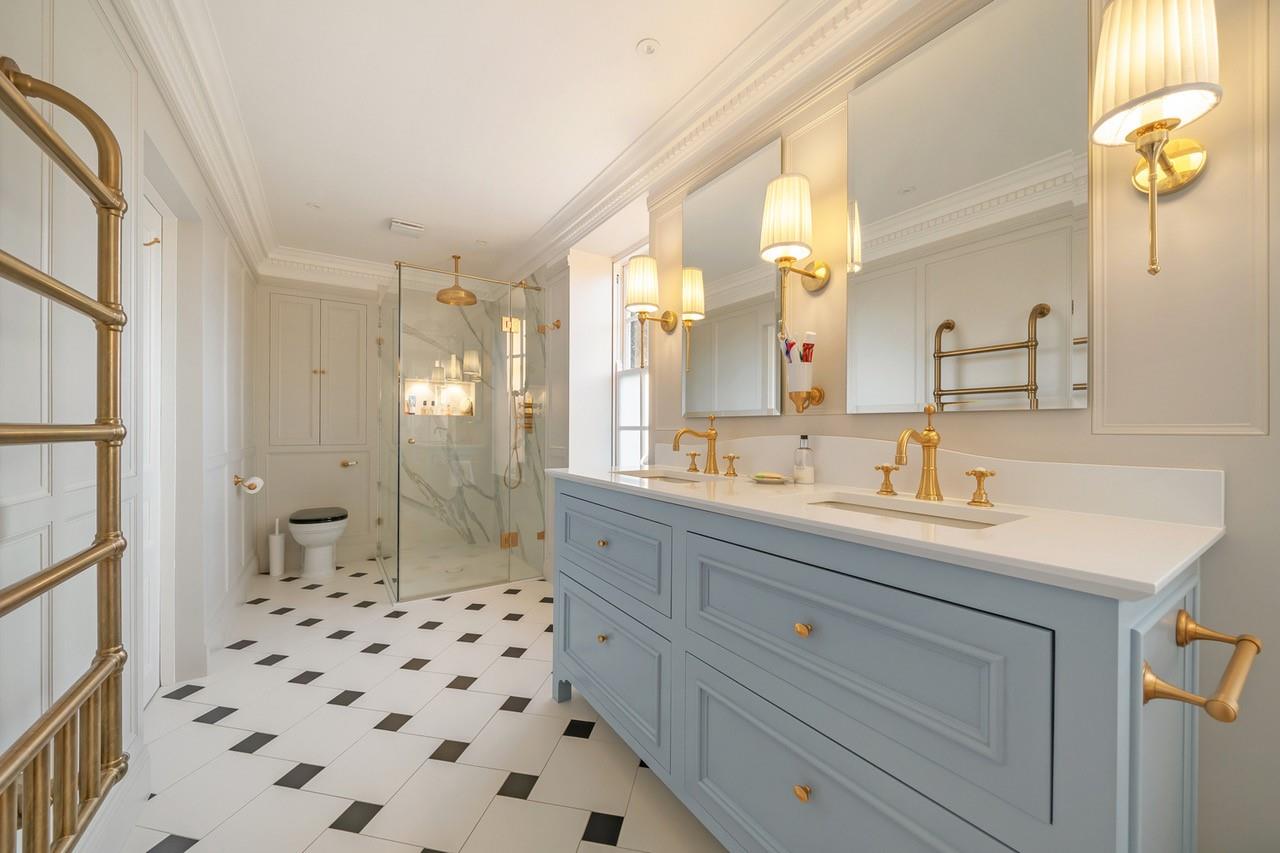 Wellgarth Road Hampstead Garden Suburb NW11 7HP