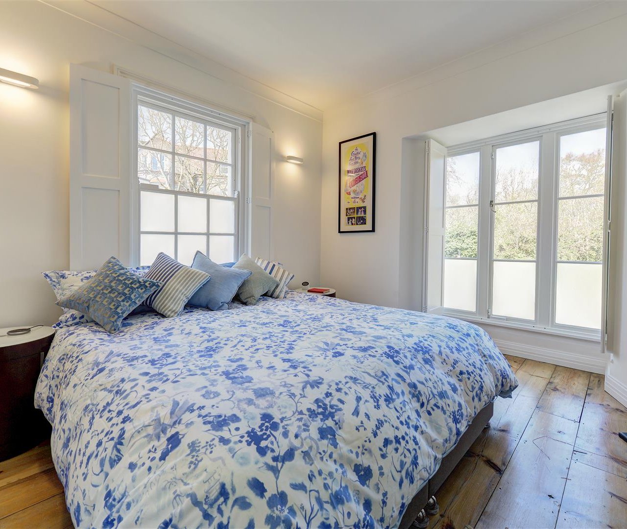 Squires Mount Cottages Hampstead NW3 1EE