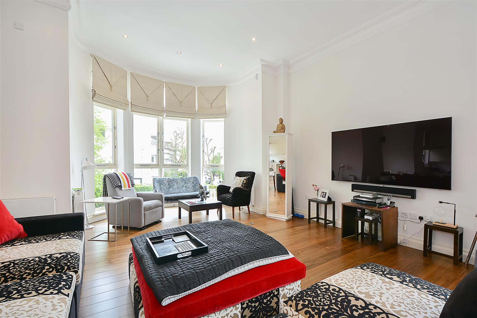 Belsize Grove London NW3 4UR