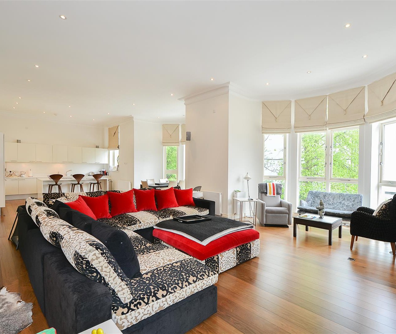 Belsize Grove London NW3 4UR