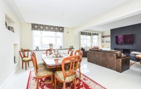 College Crescent Swiss Cottage NW3 5DR