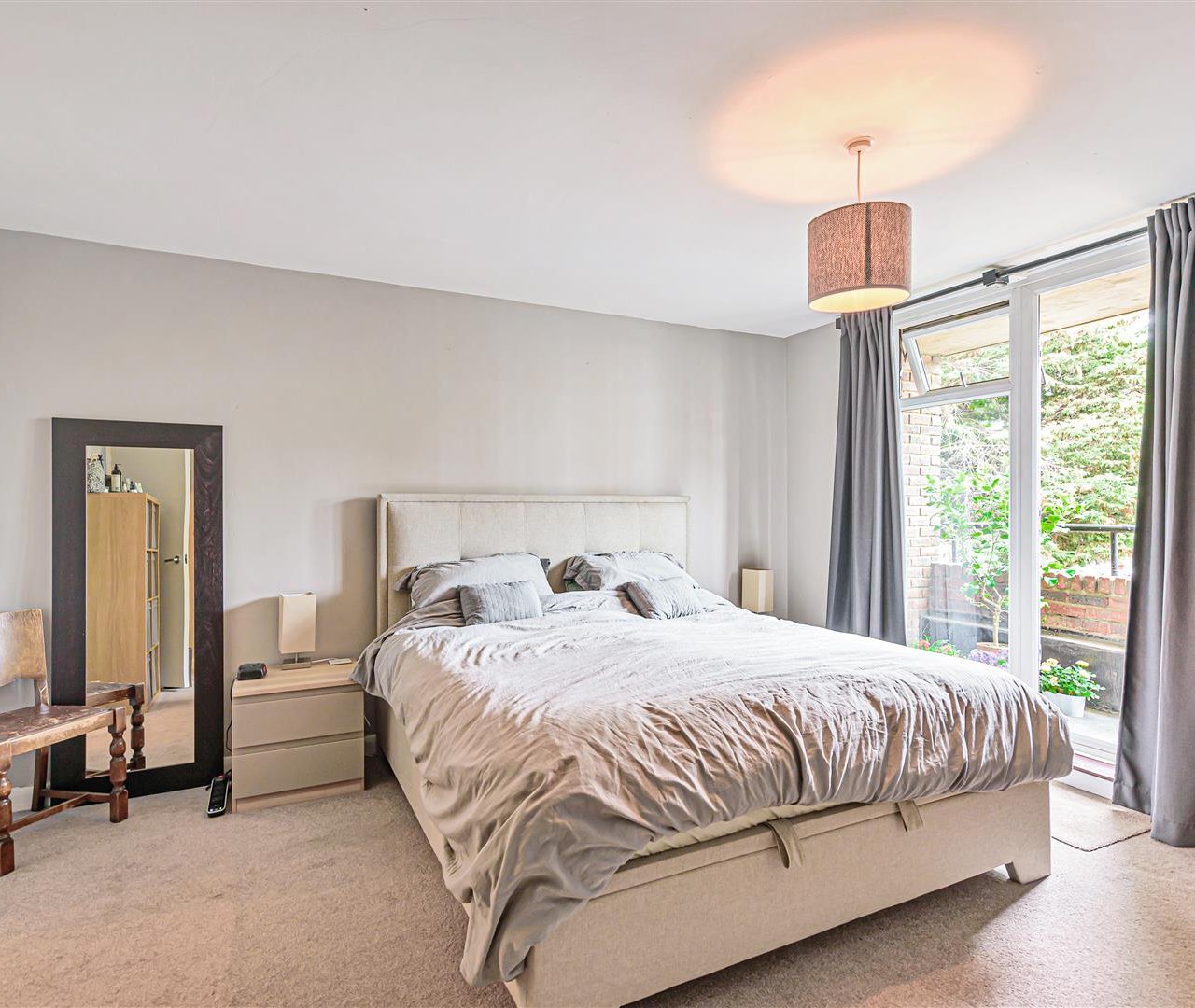 Steeles Road Belsize Park NW3 4SB