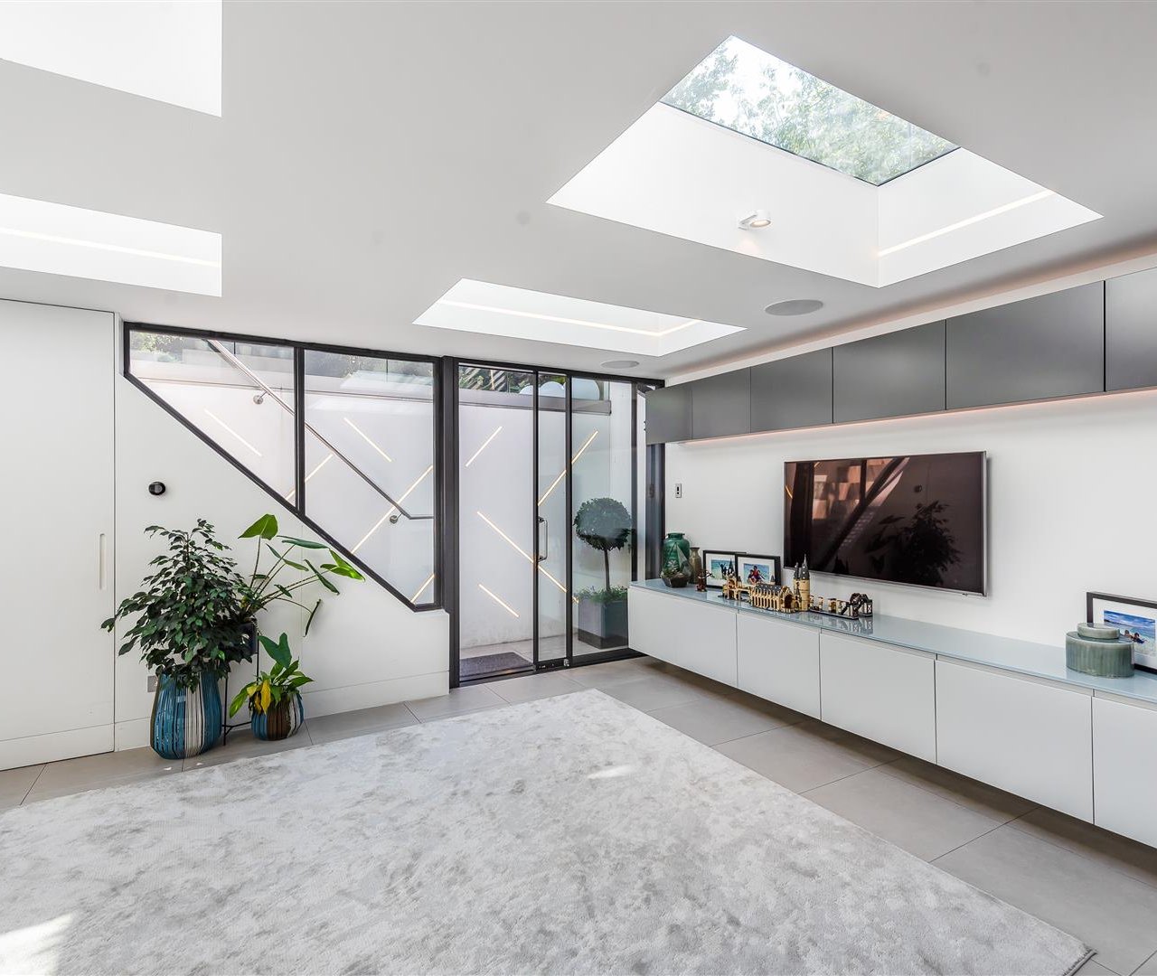 South Hill Park Gardens London NW3 2TG