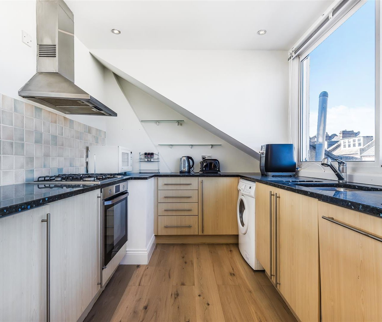 Carlingford Road, Hampstead, NW3 1RY