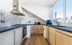 Carlingford Road, Hampstead, NW3 1RY