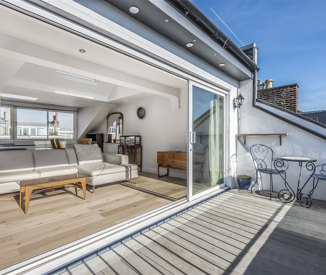 Carlingford Road, Hampstead, NW3 1RY