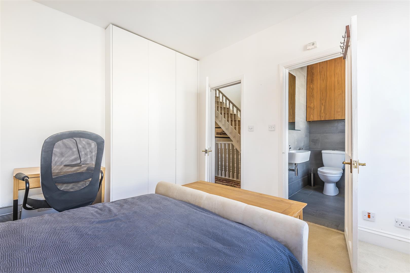 Carlingford Road, Hampstead, NW3 1RY